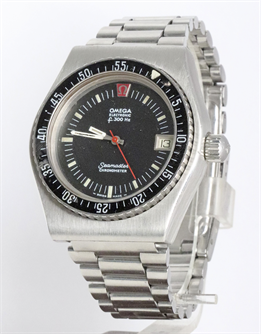  Omega Seamaster Electronic F300